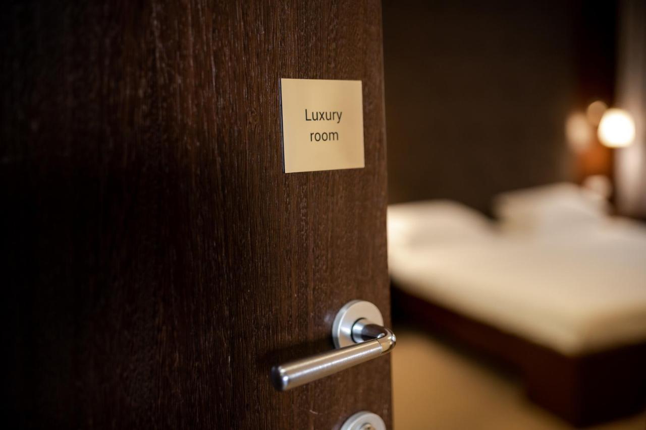 Luka De Luka Suites Βελιγράδι Εξωτερικό φωτογραφία